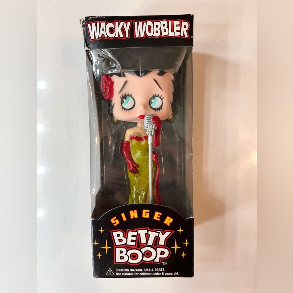 Betty Boop Wacky Wobbler Bobble head